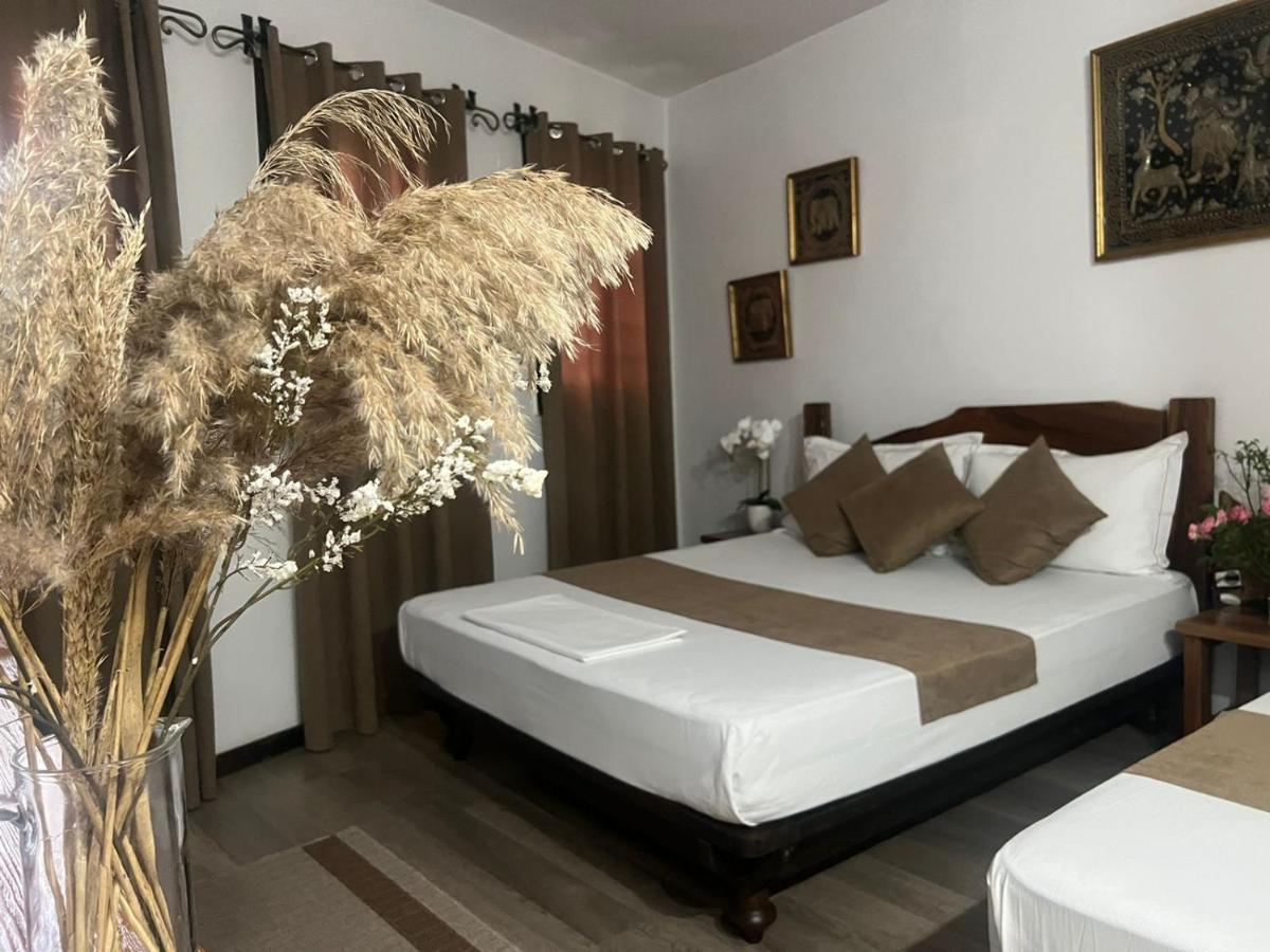 Hotel Omer Berat Exteriér fotografie