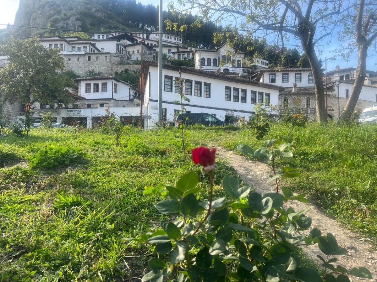 Hotel Omer Berat Pokoj fotografie