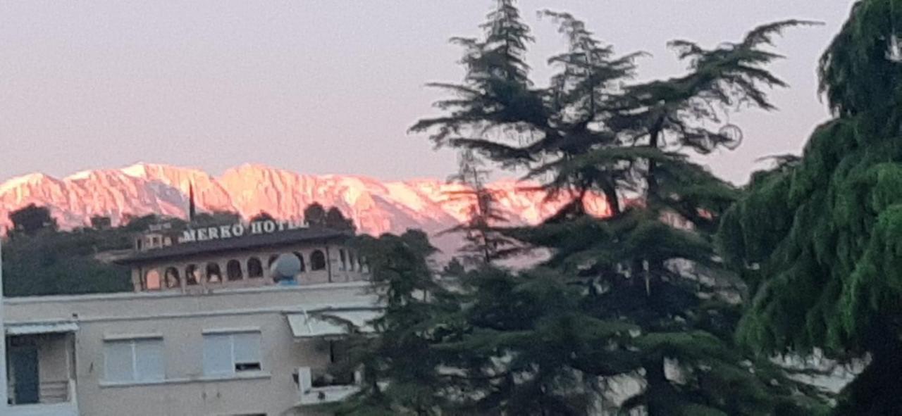 Hotel Omer Berat Pokoj fotografie
