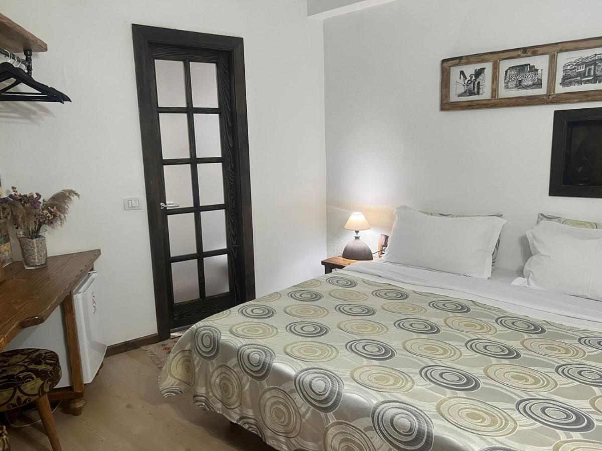 Hotel Omer Berat Exteriér fotografie