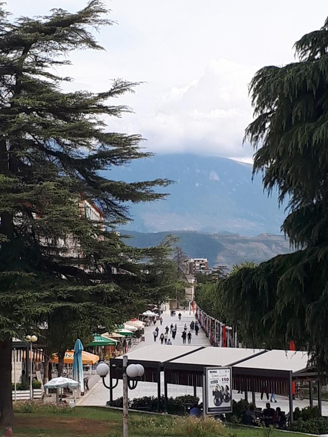 Hotel Omer Berat Exteriér fotografie