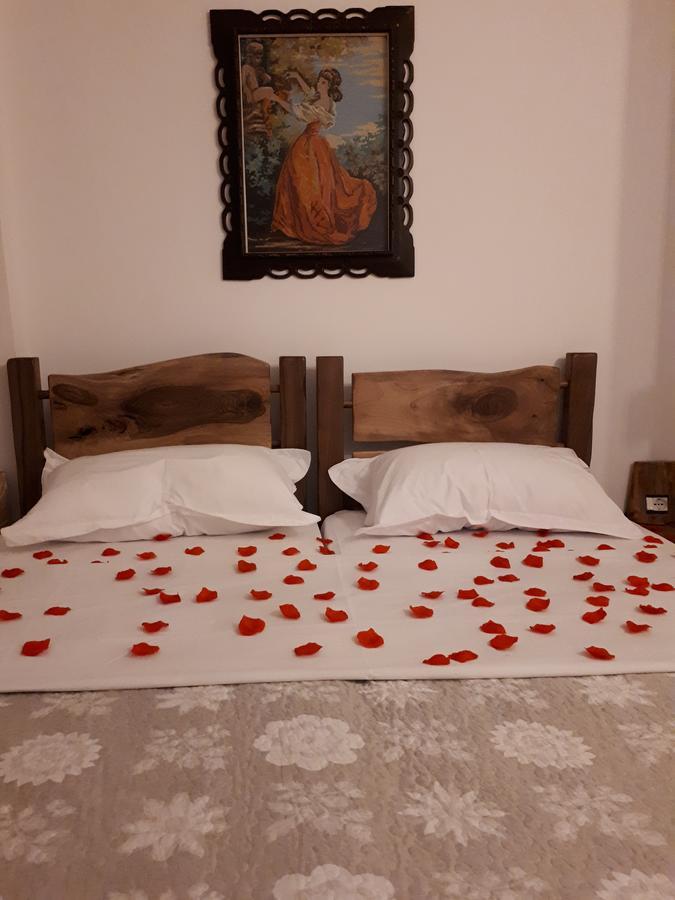 Hotel Omer Berat Exteriér fotografie
