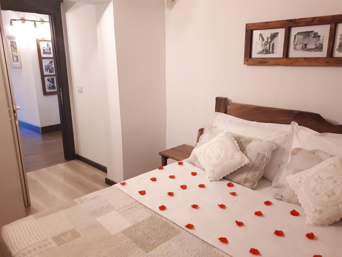 Hotel Omer Berat Exteriér fotografie